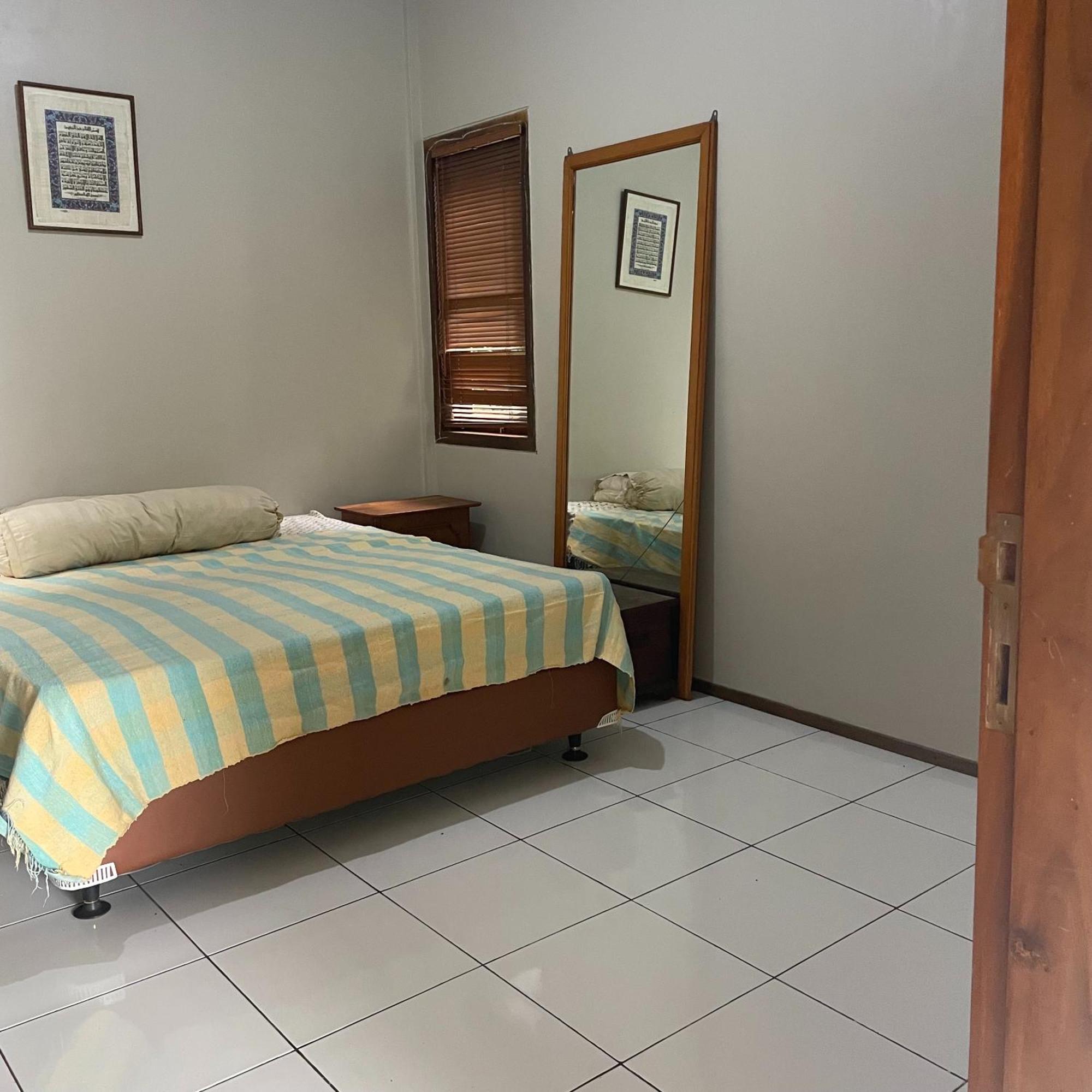 Wira Garden View & Big Garden For Bbq And Relax In Strategic Area * Bandung
