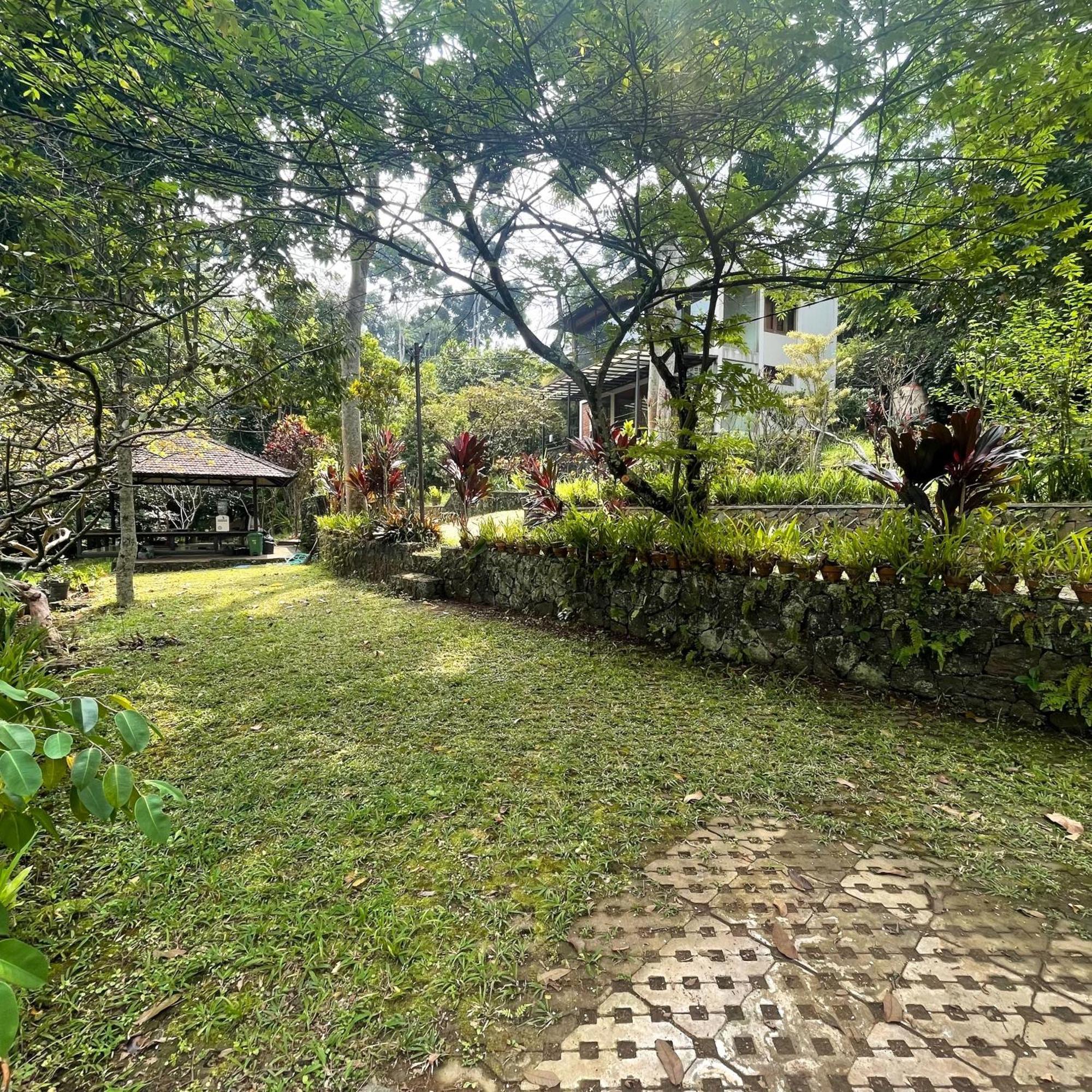 Wira Garden View & Big Garden For Bbq And Relax In Strategic Area *
